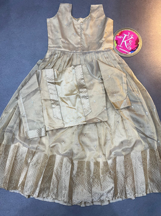 2 In on Gold Banarsi  Classic Gowns