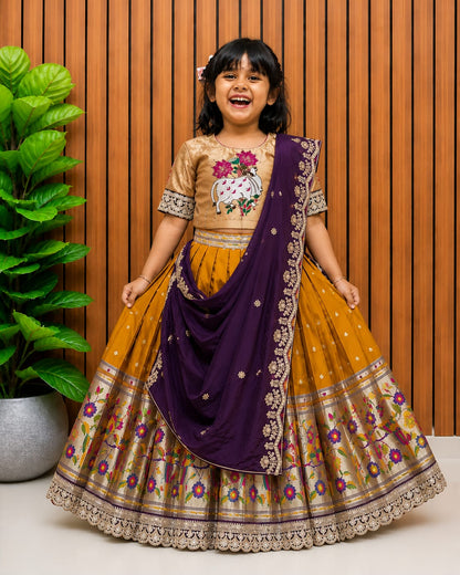 Kids cute paithani sets