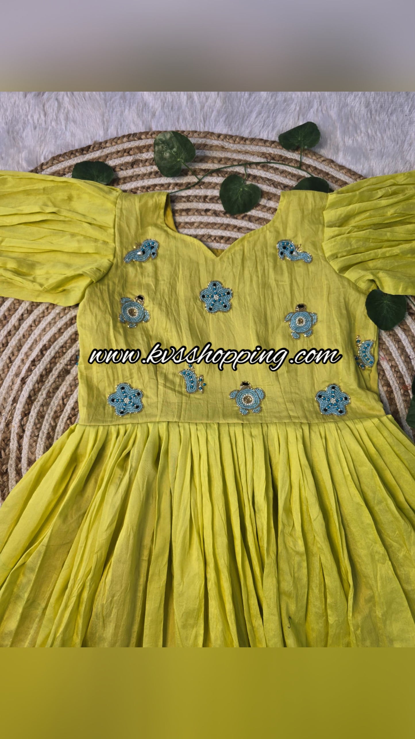 Handwork unique style gowns