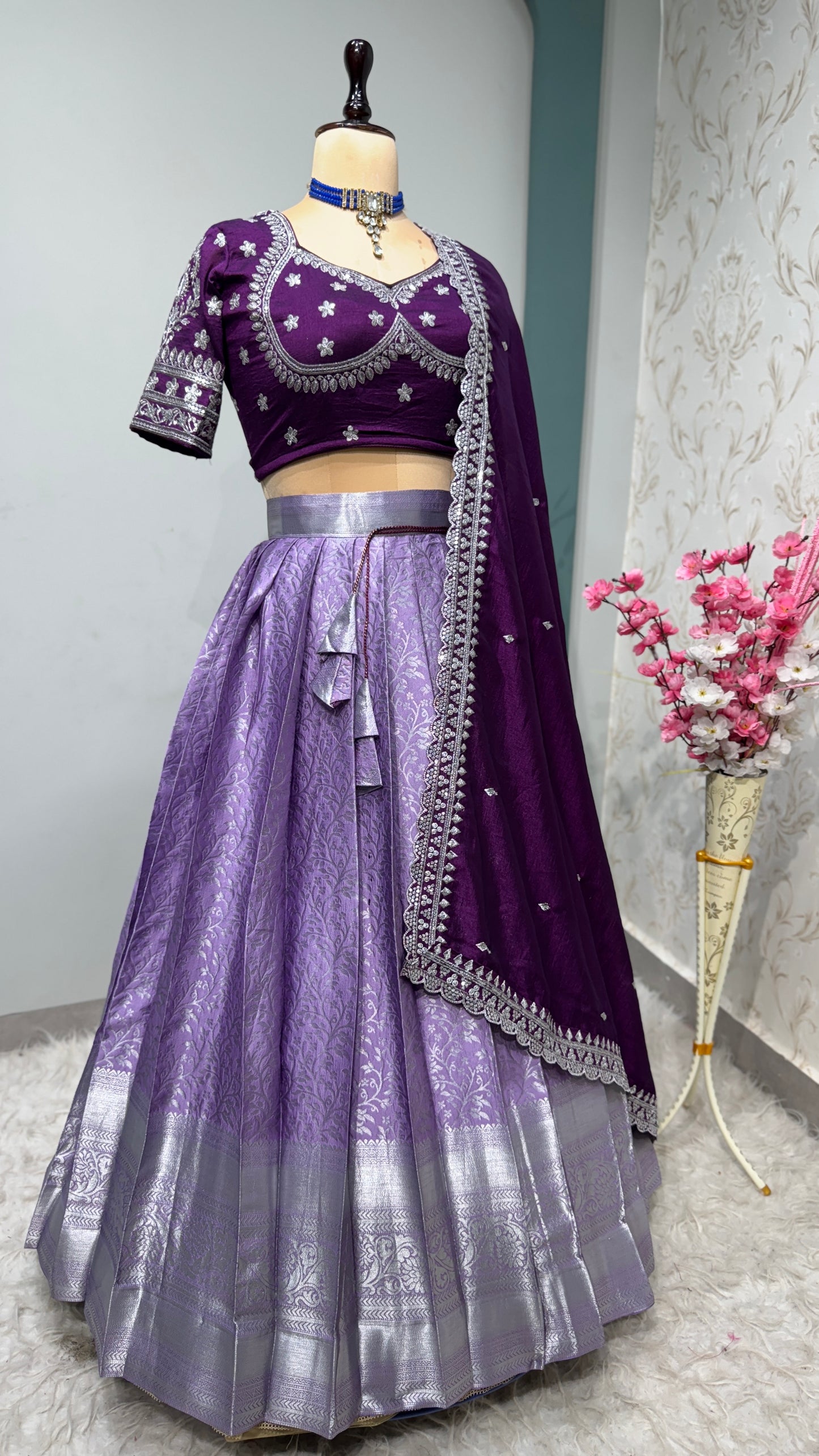 Sweetheart Neckline stitched Blouse  /Kanchipuram Lehenga