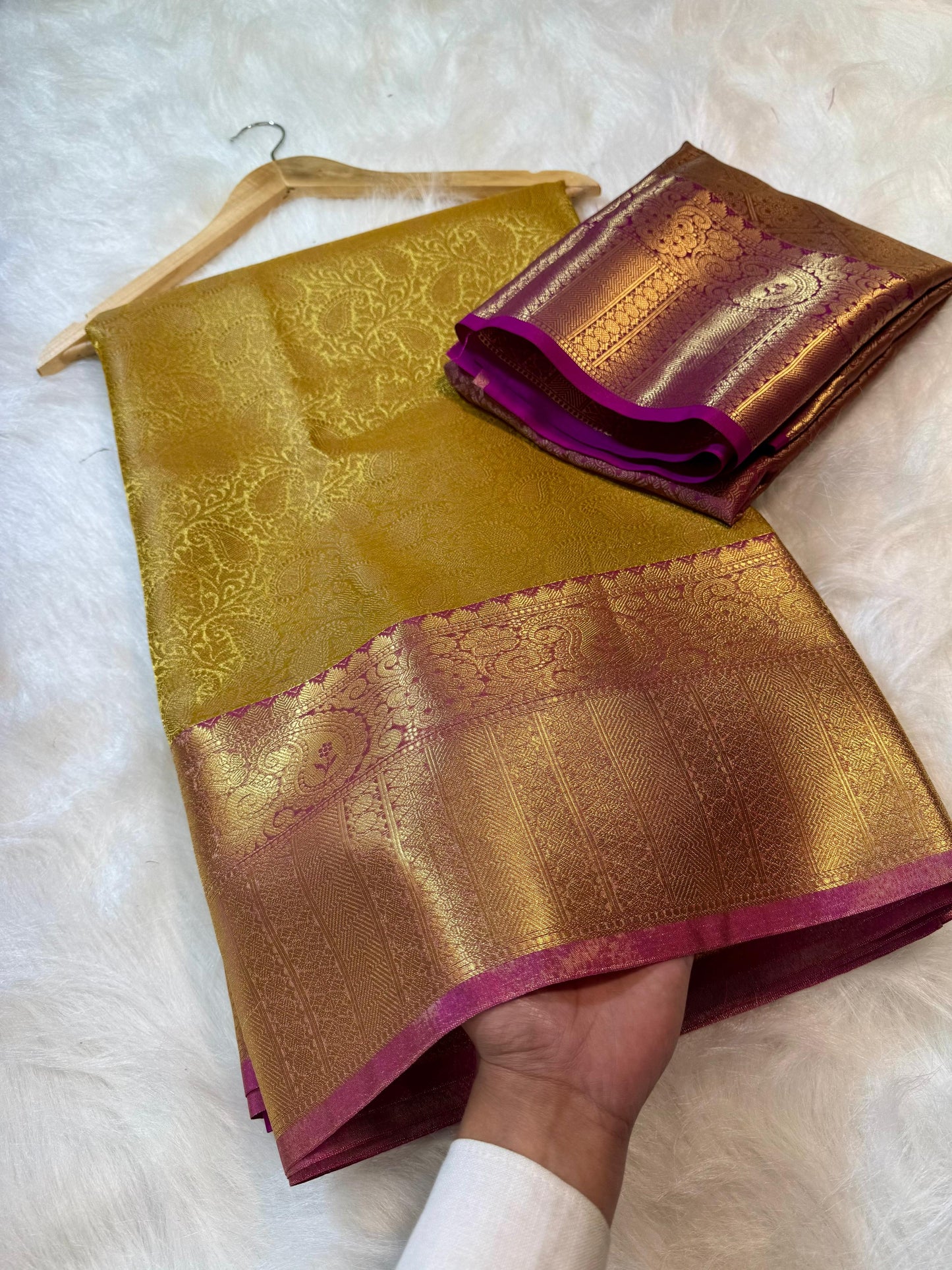 Banarasi Kanchipuram style model :-2