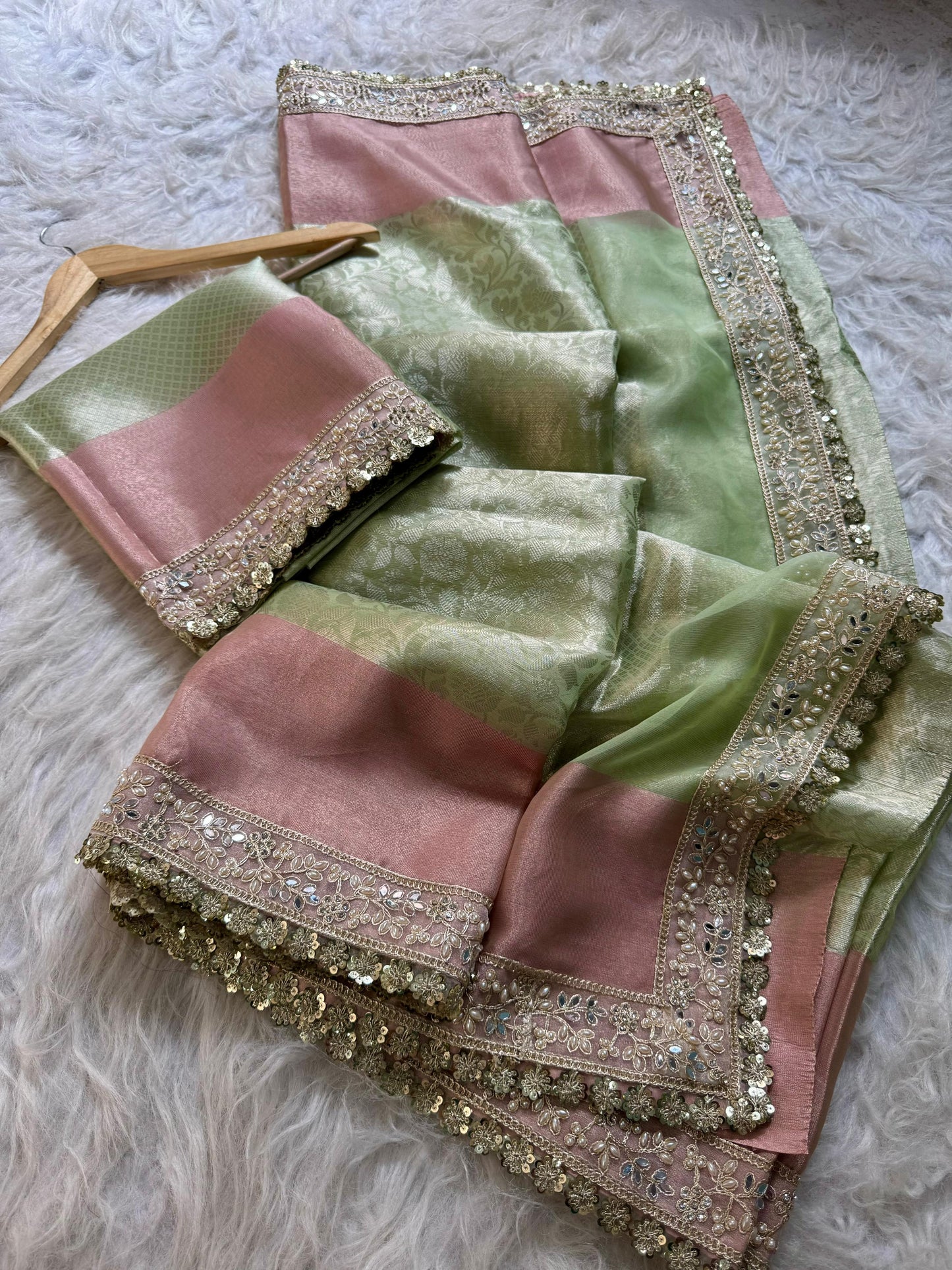 Festival Kanchipuram Banarasi Sarees with lace for Sravanamasam
