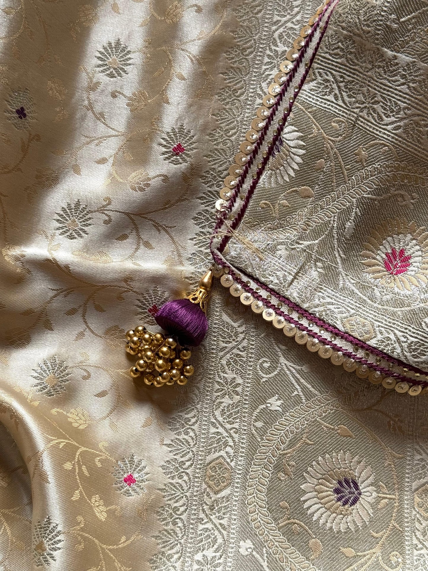 Desginer Luxe Stitched Blouse Saree