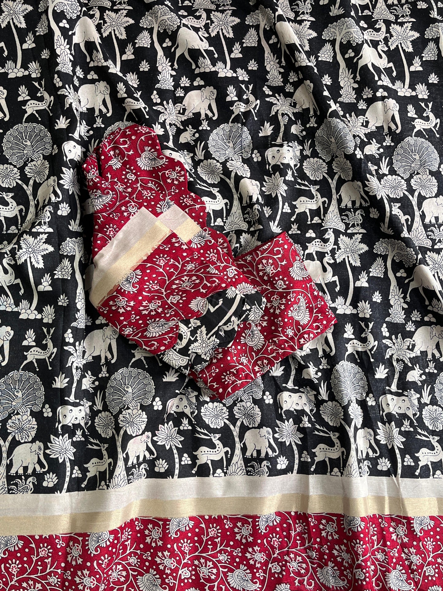 Mangalkari saree with pichwai print on all over the saree