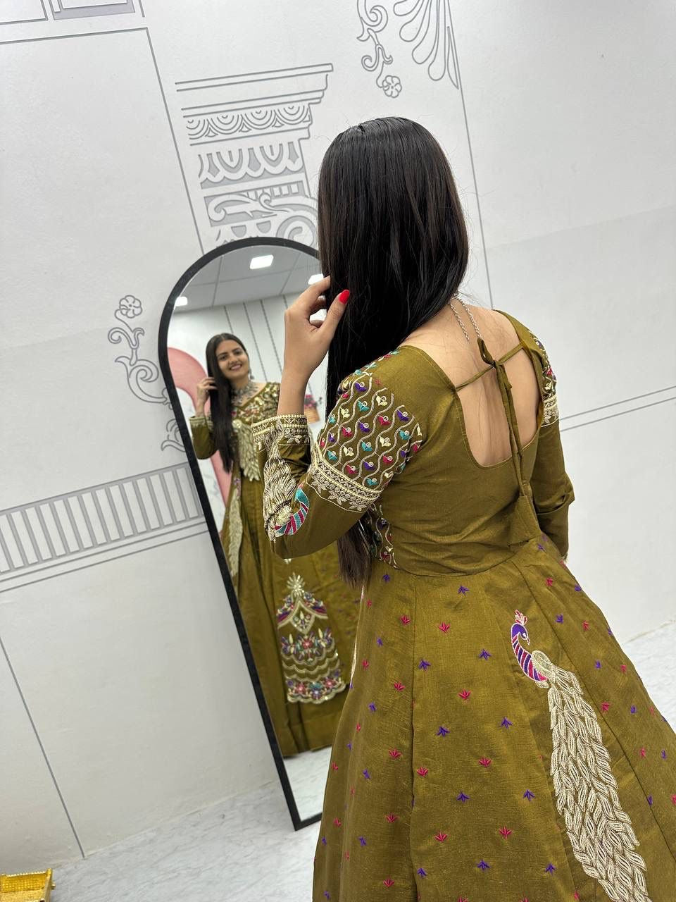 Big Boss, peacock  Degsiner Lehenga