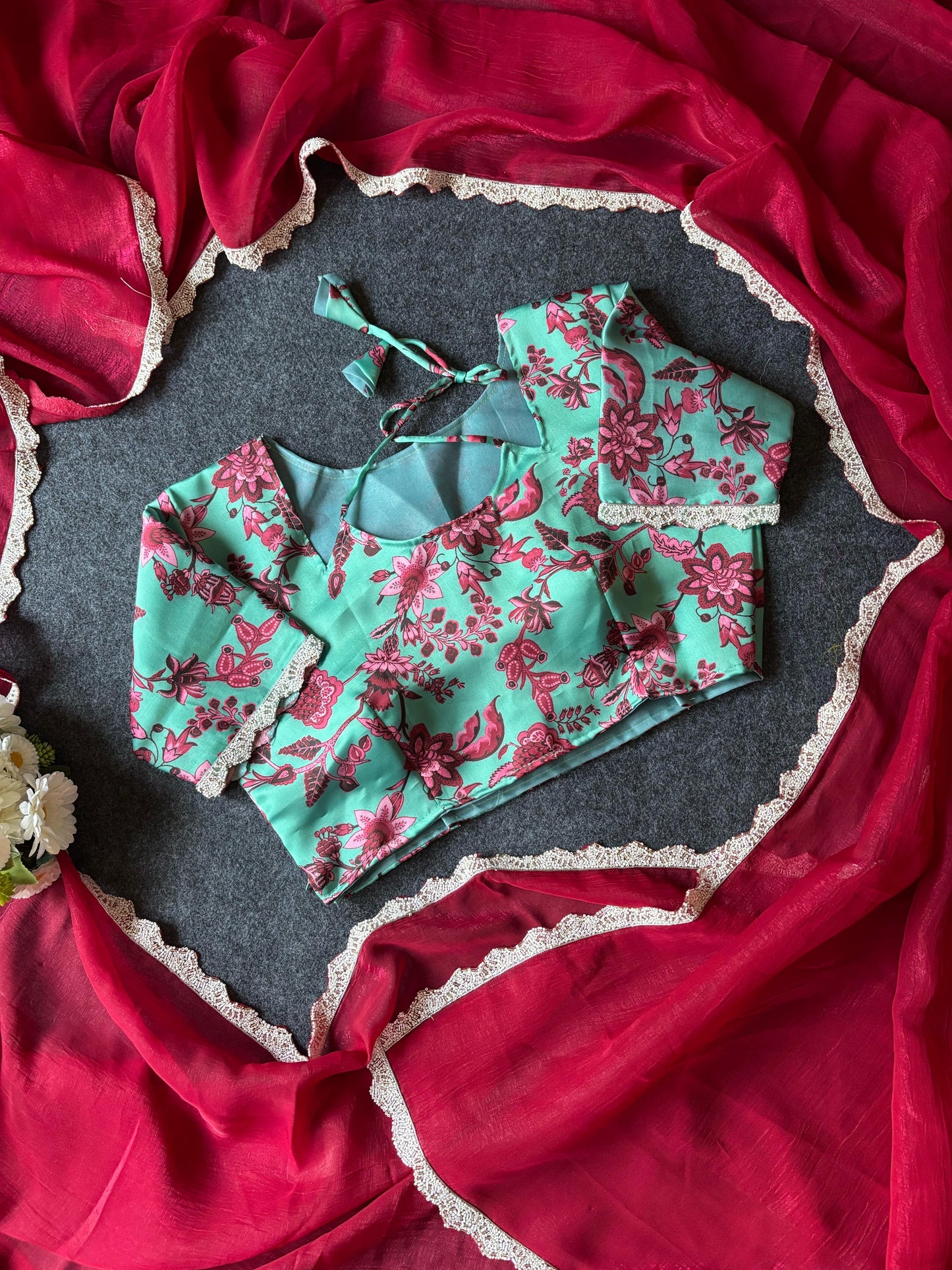 Thread model Blouse Candy Crush saree with stitched