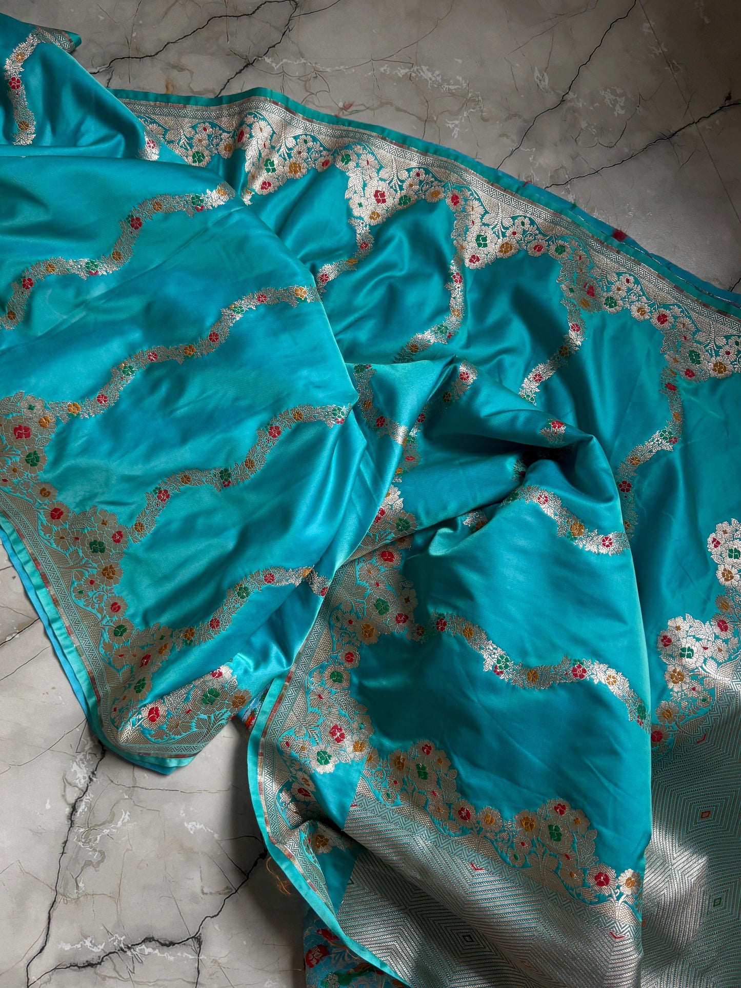 Banarasi Handloom Pure Luxe Mashru silk saree