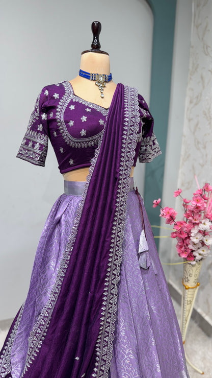 Sweetheart Neckline stitched Blouse  /Kanchipuram Lehenga