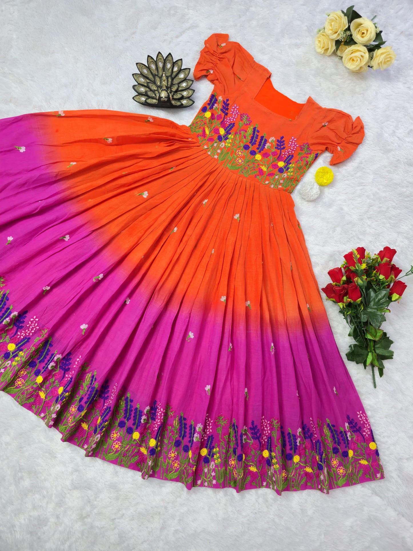 Cora cotton embroidered padding gowns