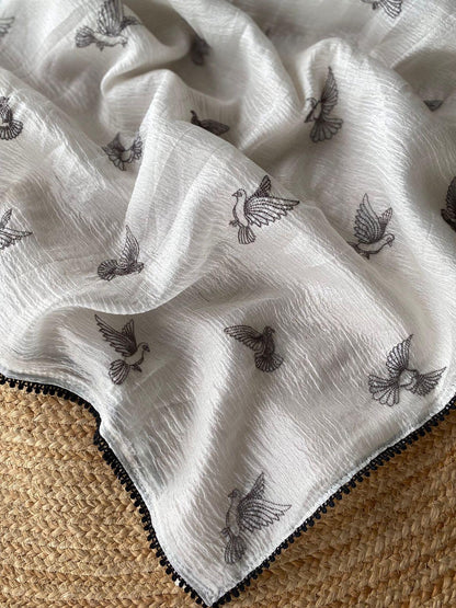 Paper Crush Embroidery saree Luxe