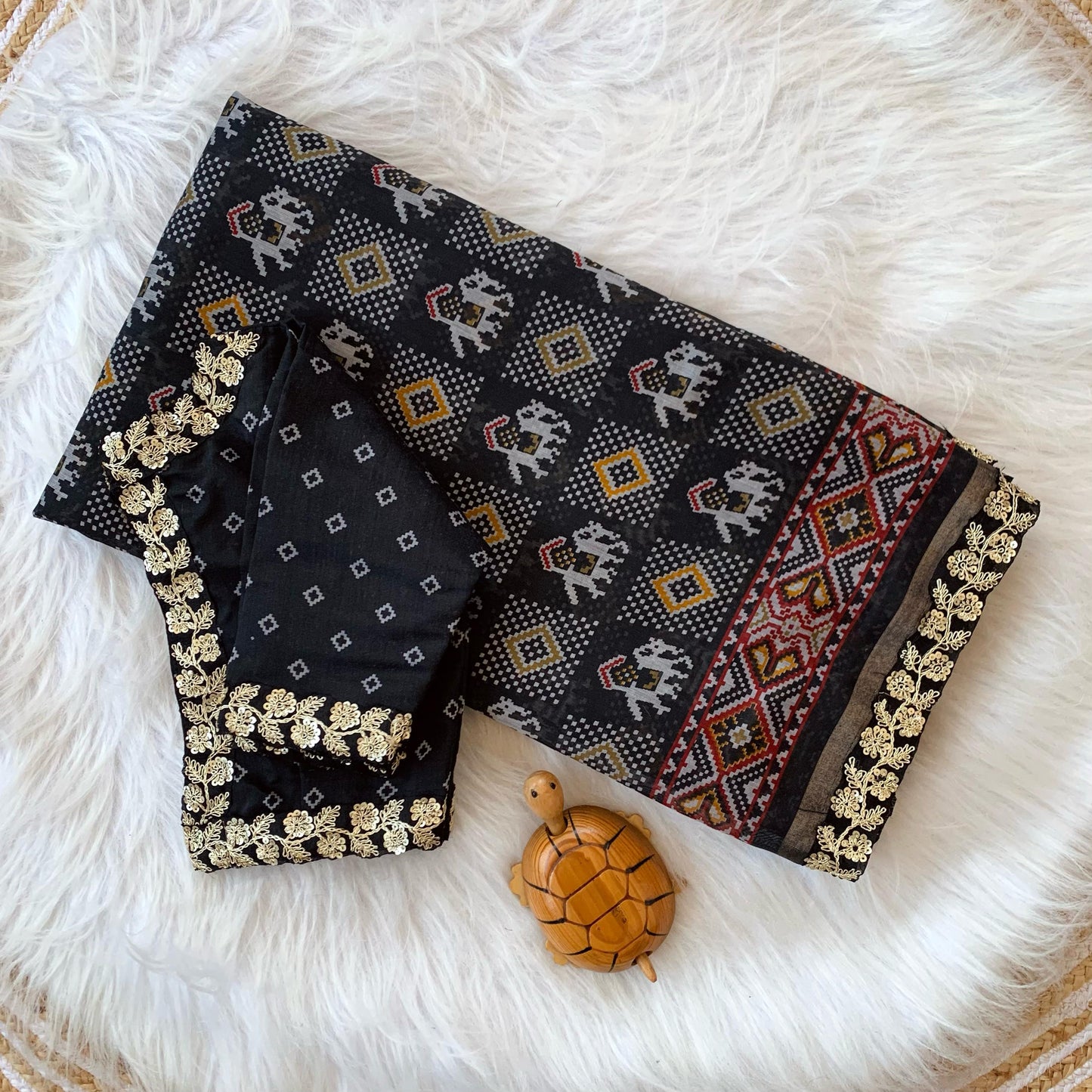 Ikkat Lenin saree with stitched Blouse