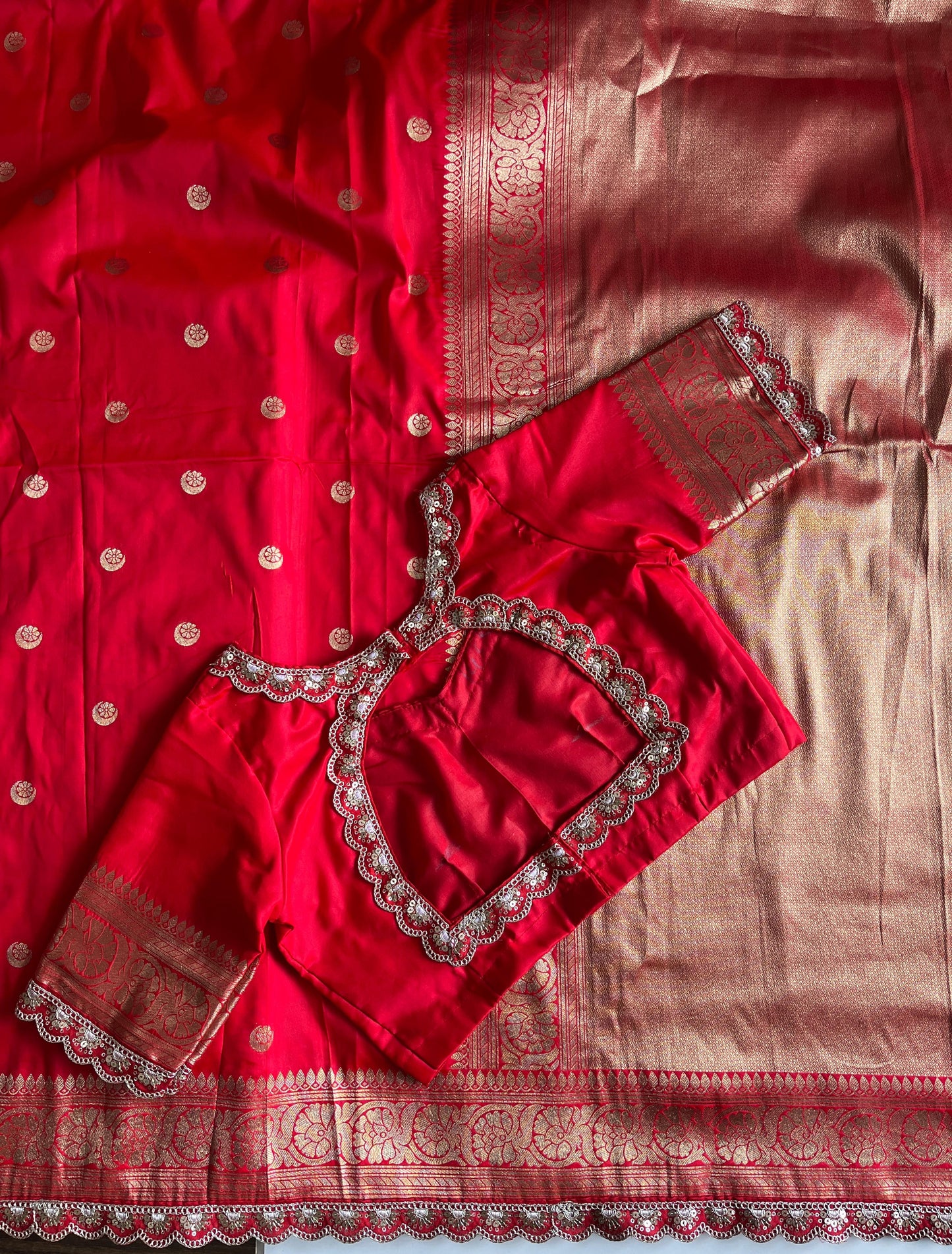 Banarasi Pattu saree With stitched Blouse