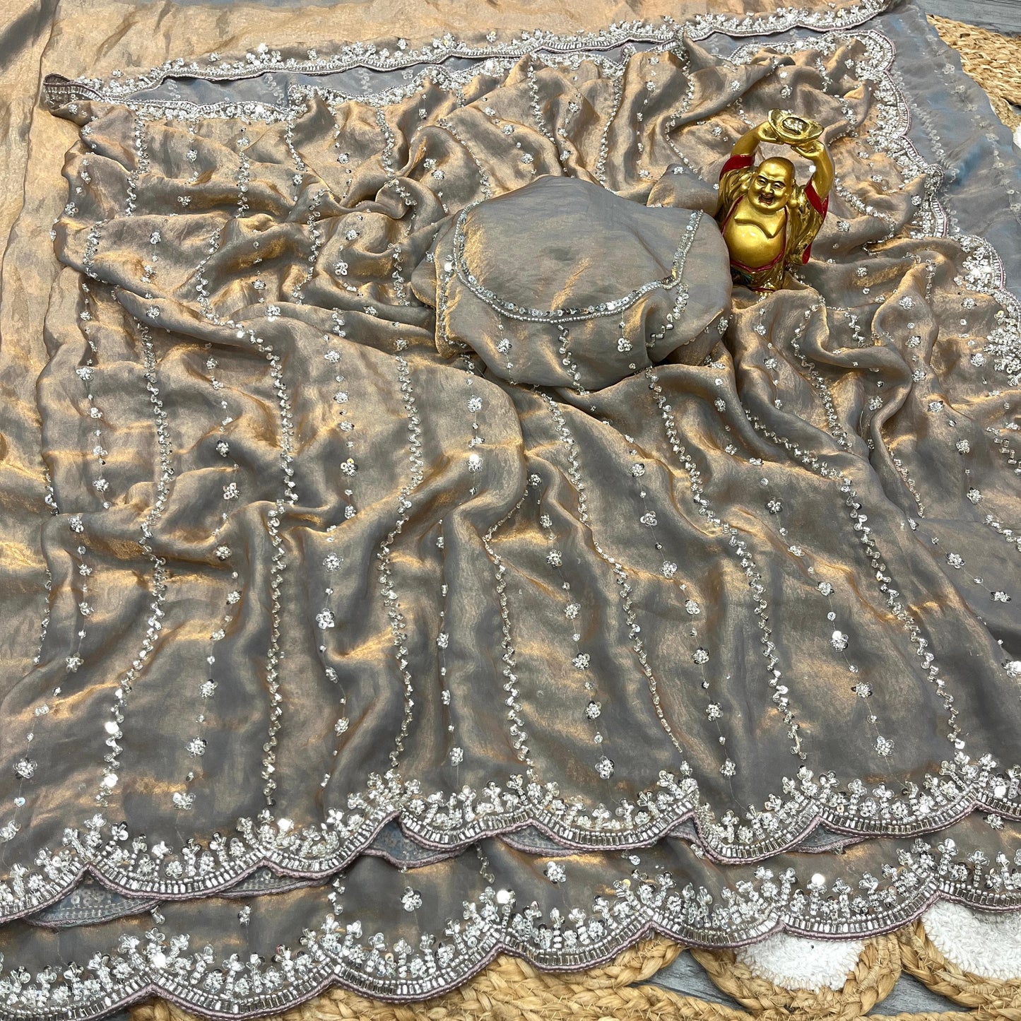 Glamour Trending Handwork luxe  sarees