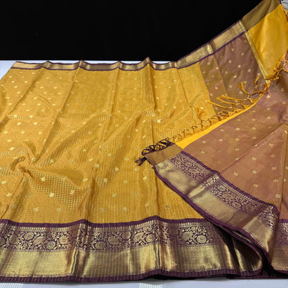 Classic Semi Vintage Saree Gadwal Checks