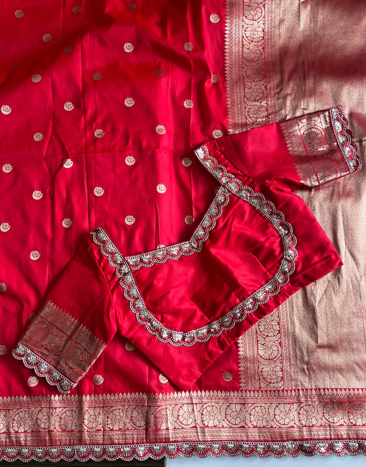Banarasi Pattu saree With stitched Blouse