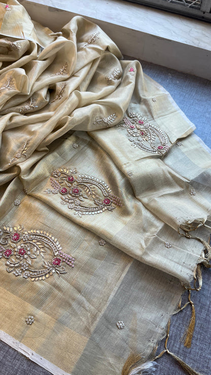 Tissue linen luxe classy saree