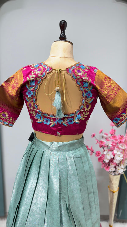 Kanchipuram Lehenga with belt