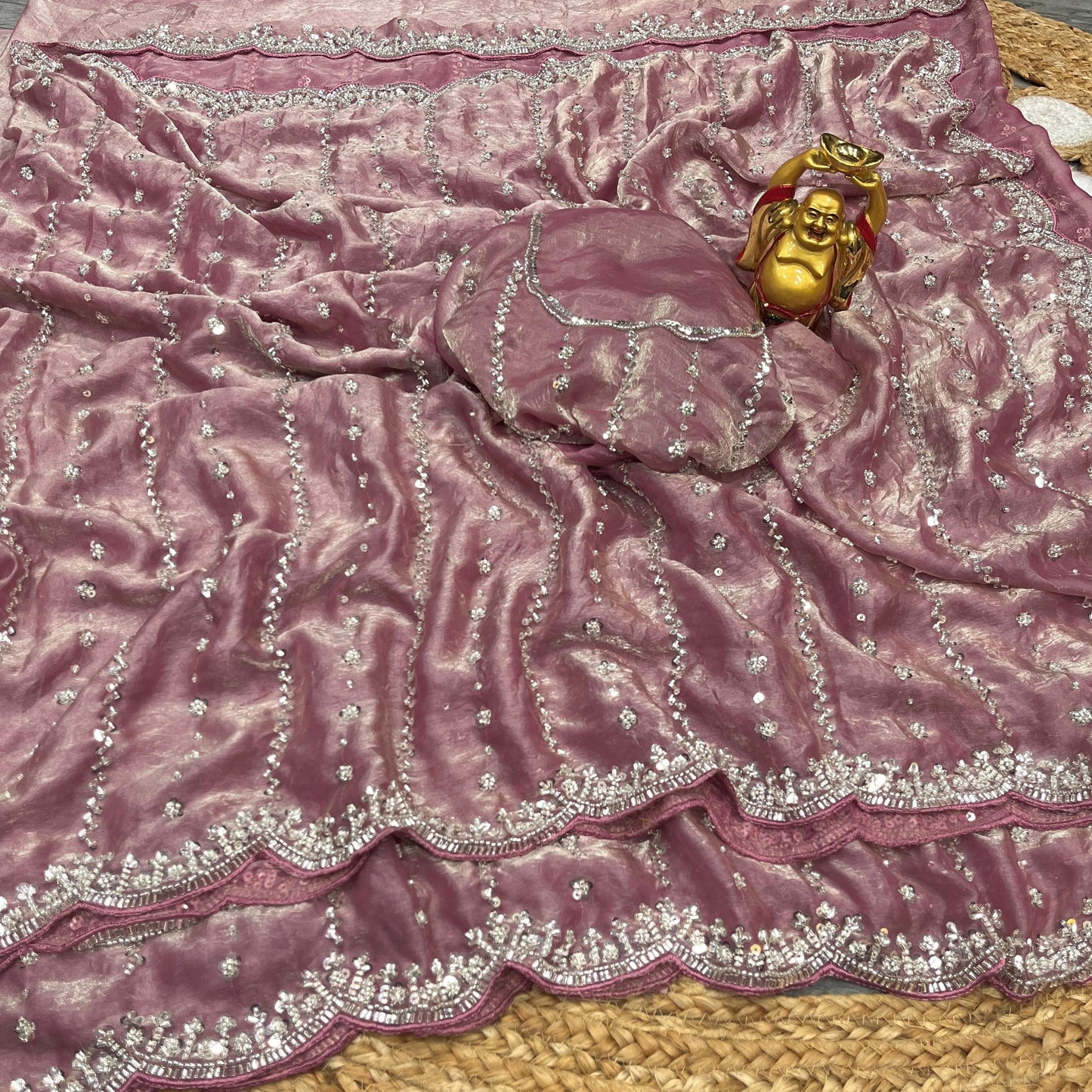 Glamour Trending Handwork luxe  sarees