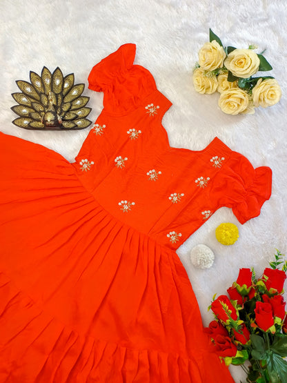 Soft cotton gowns hand pearl