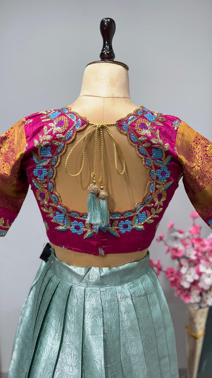 Kanchipuram Lehenga with belt