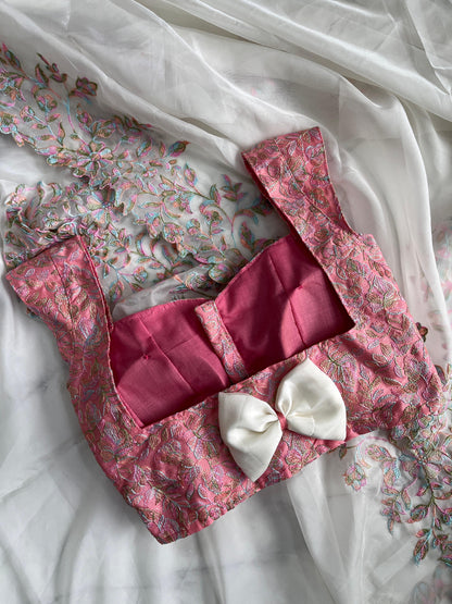 Pure tabi silk embroidered with stitched blouse