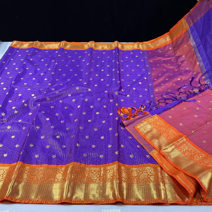 Classic Semi Vintage Saree Gadwal Checks