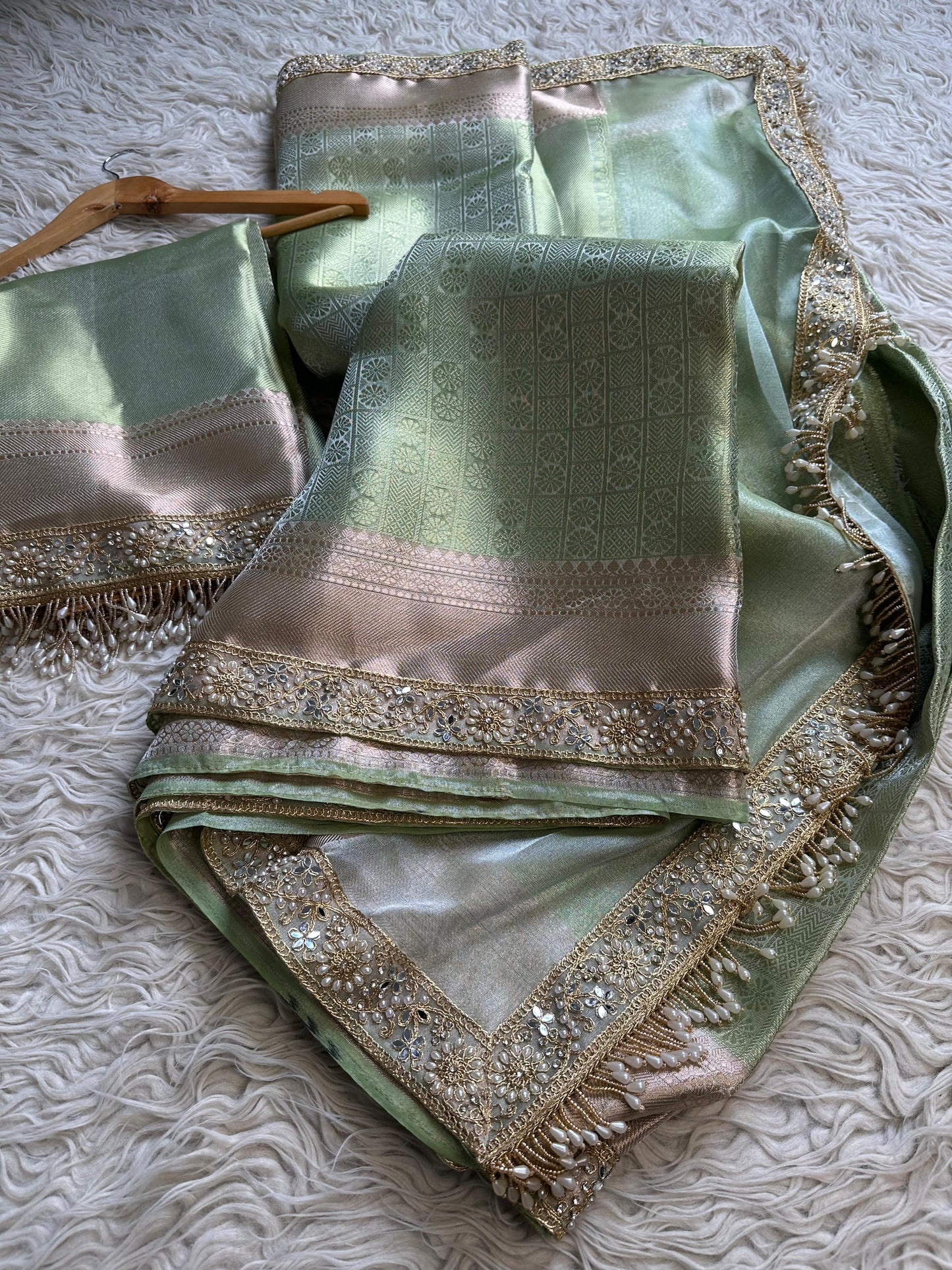 Banarasi kanjivaram bridal katan brocade silk saree classy