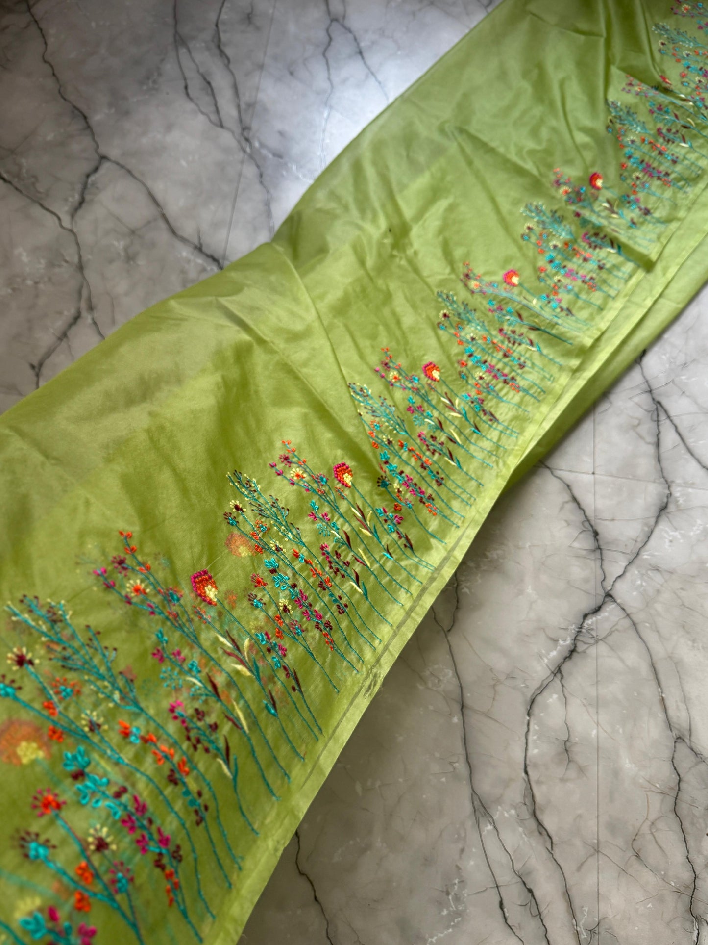 Premium Luxe Banarasi Organza Classic sarees