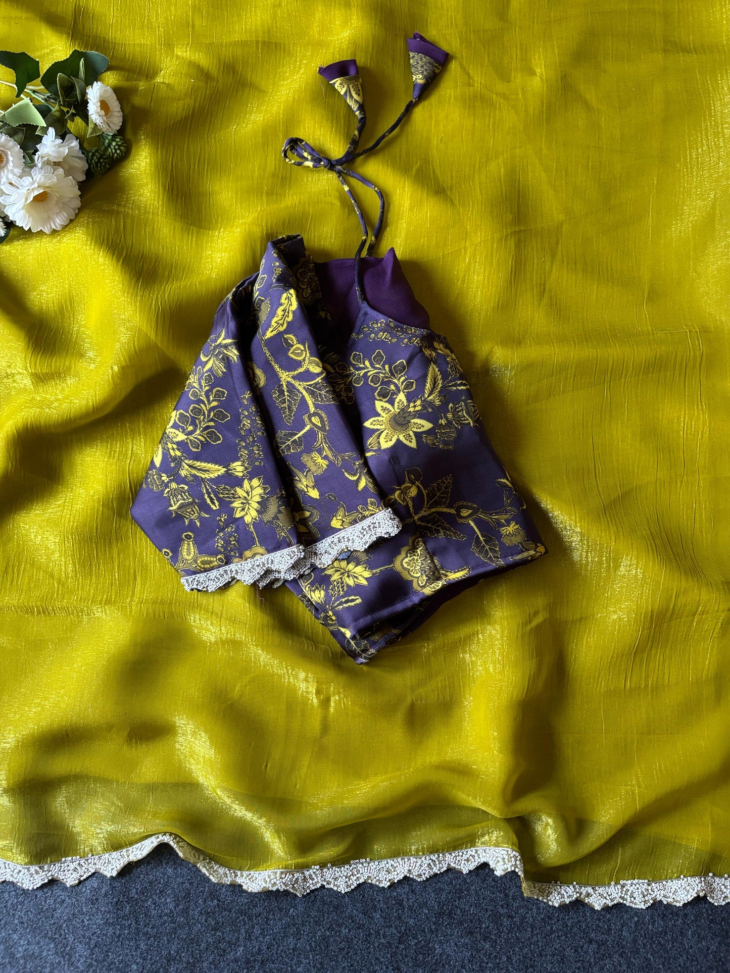 Thread model Blouse Candy Crush saree with stitched