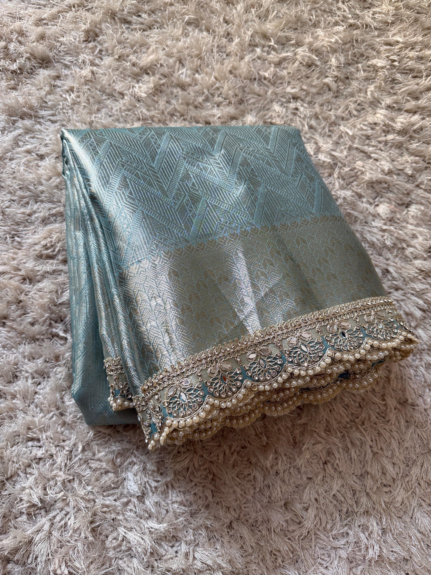 Luxe Banarasi Kanchipuram Lace saree
