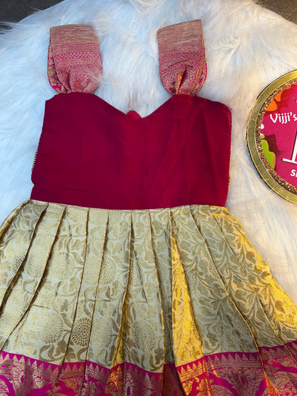 Kids classic lotus pattu frock