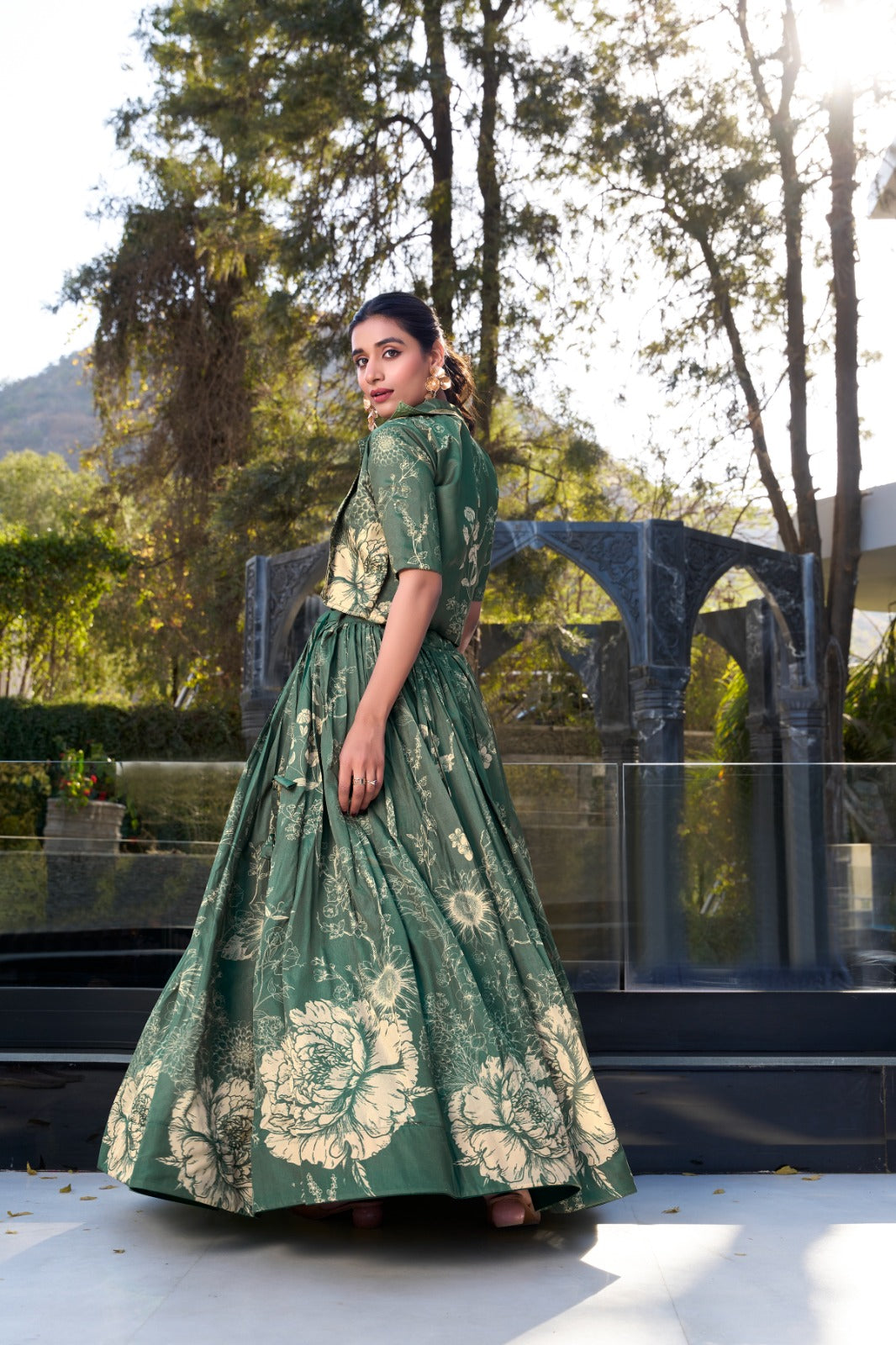 Tussle silk Lehenga  with Coart blooming Charm