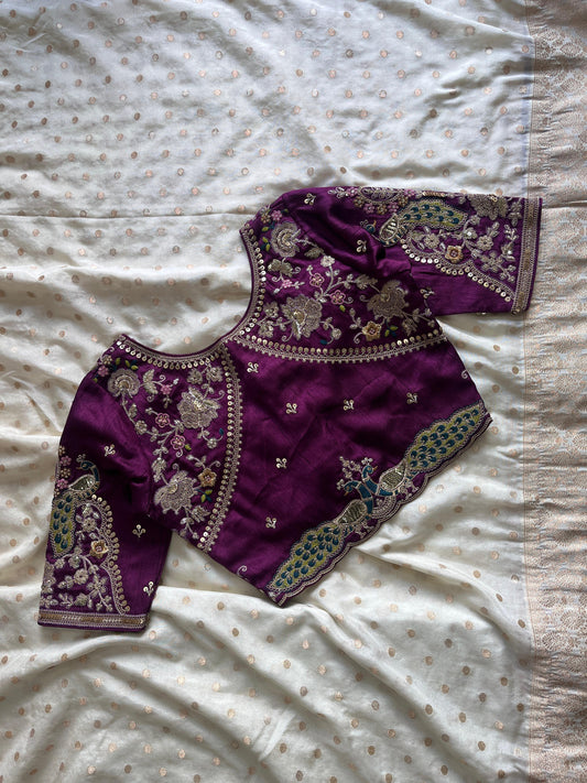 Exclusive Desgin Saree with Luxe stitched Blouse