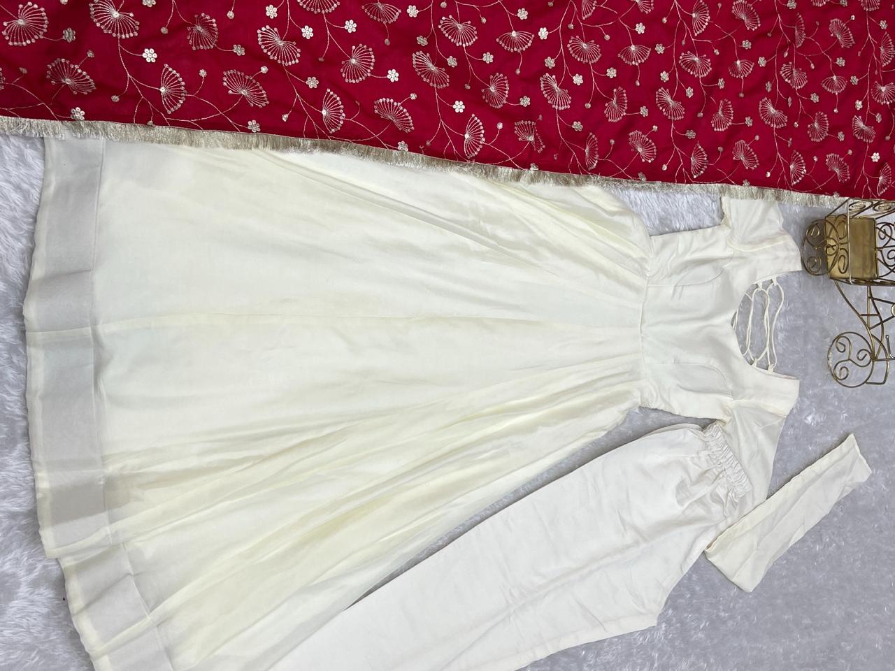 Heavy pure silk 3 in ones sets /gowns