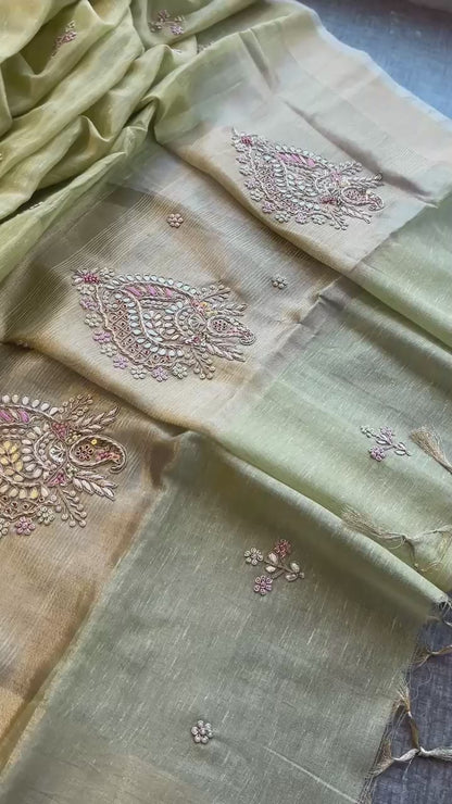 Tissue linen luxe classy saree
