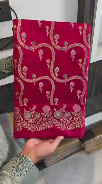 Vintage vibe our Komali raw mango saree
