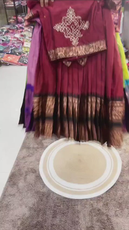 Kollam design cute kids lehenga