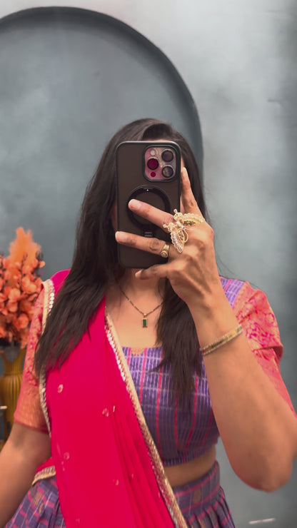 Khushi Kapoor Kanjivaram checks Lehenga set