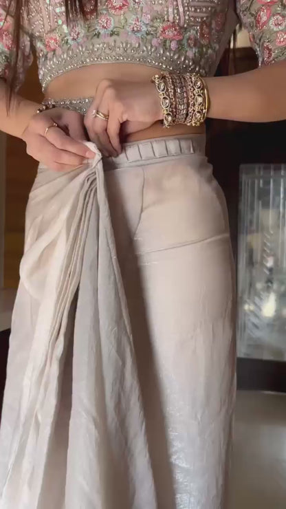 Ivory 1 min saree with fully stitched blouse