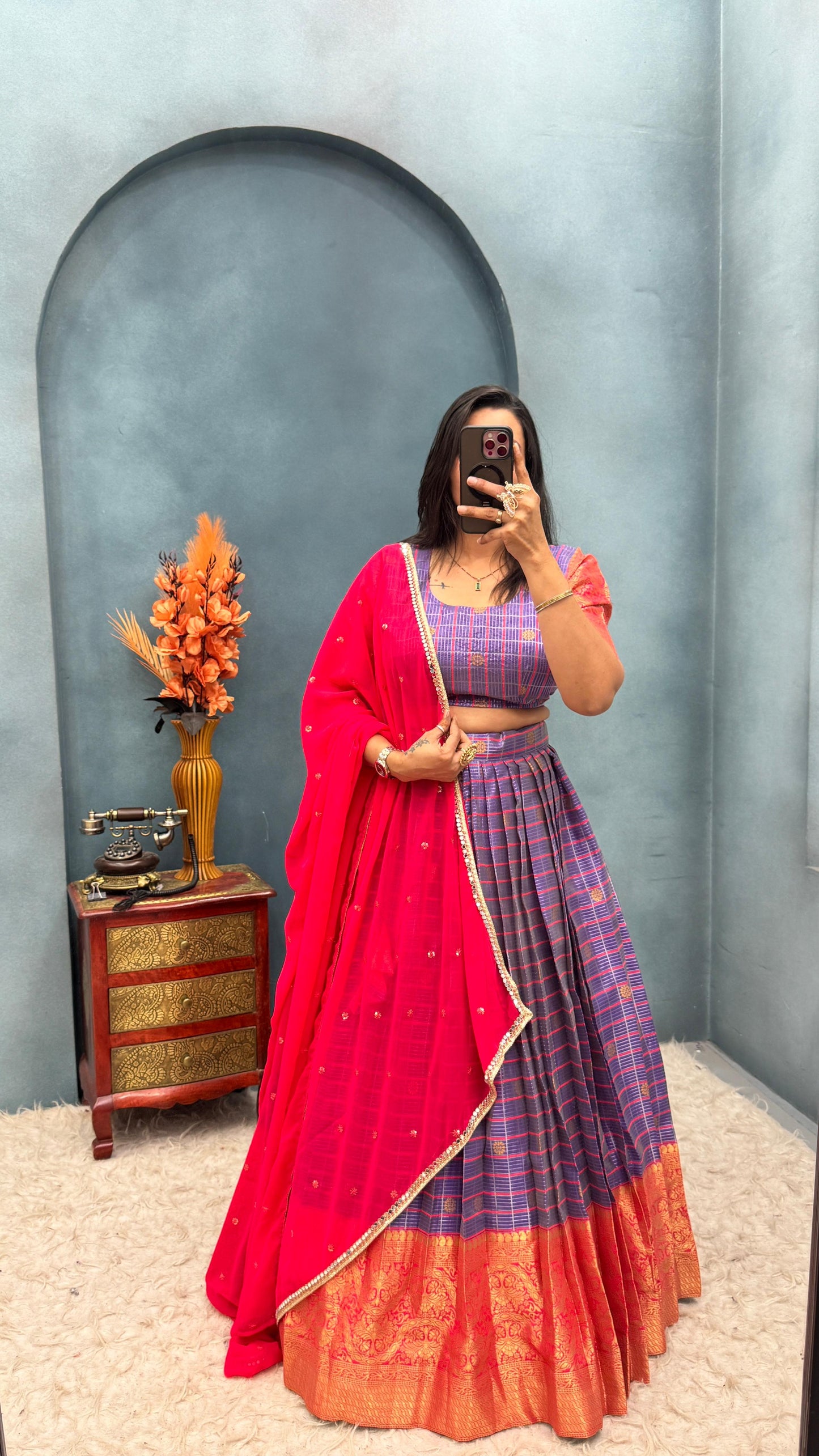 Khushi Kapoor Kanjivaram checks Lehenga set