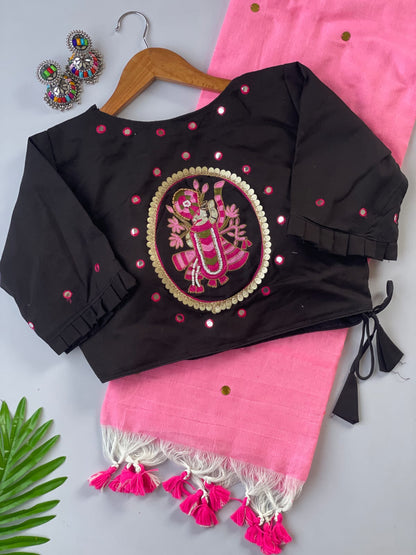 Khadi cotton with stitched Bollywood style
Blouse