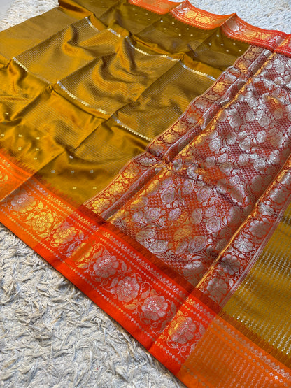 Handloom Banarasi katan soft checks booti saree