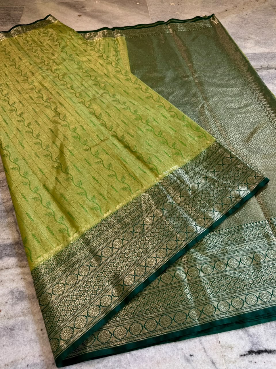Banarasi trendy rao mango soft silk  sarees