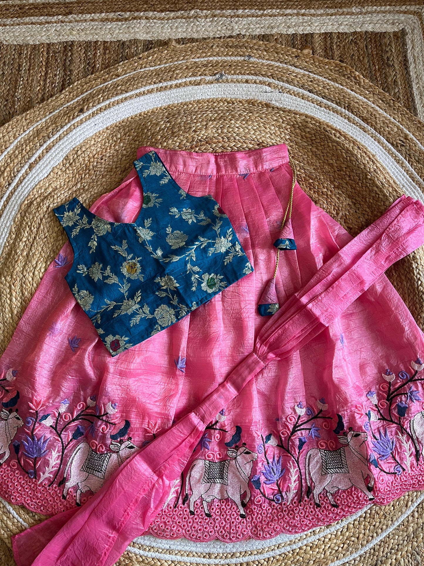 Kids party wear cute crush pichwai sets