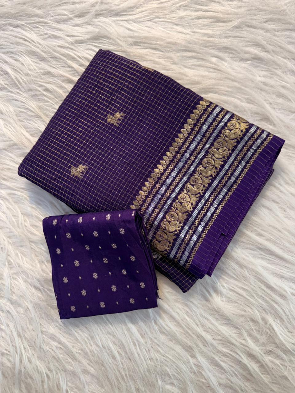 Viscose Chinon chit pallu silver and gold trendy look saree