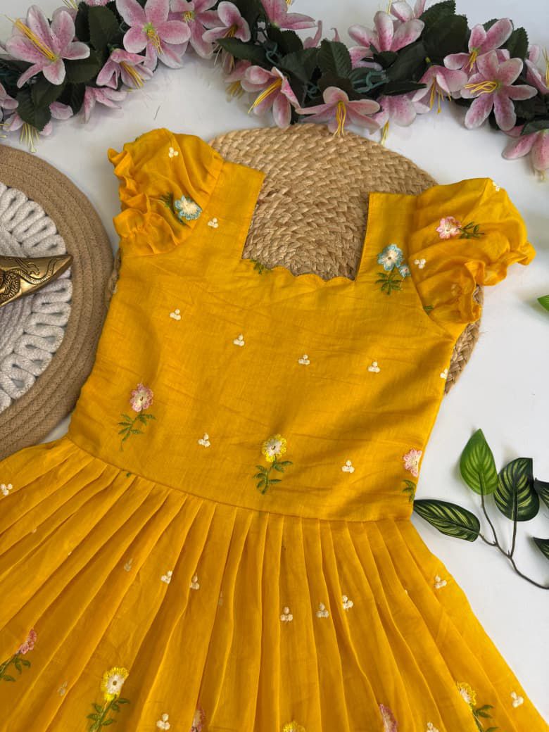 Kids travelling special Chanderi gowns