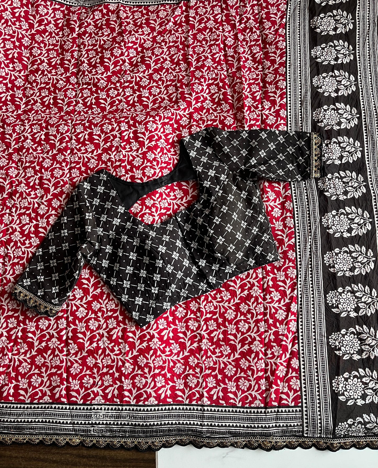 Mul cotton saree with stitched blouse