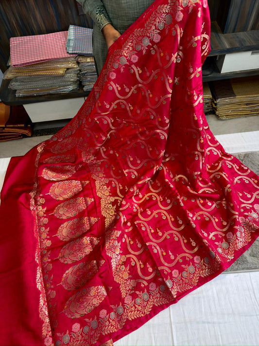 Vintage vibe our Komali raw mango saree