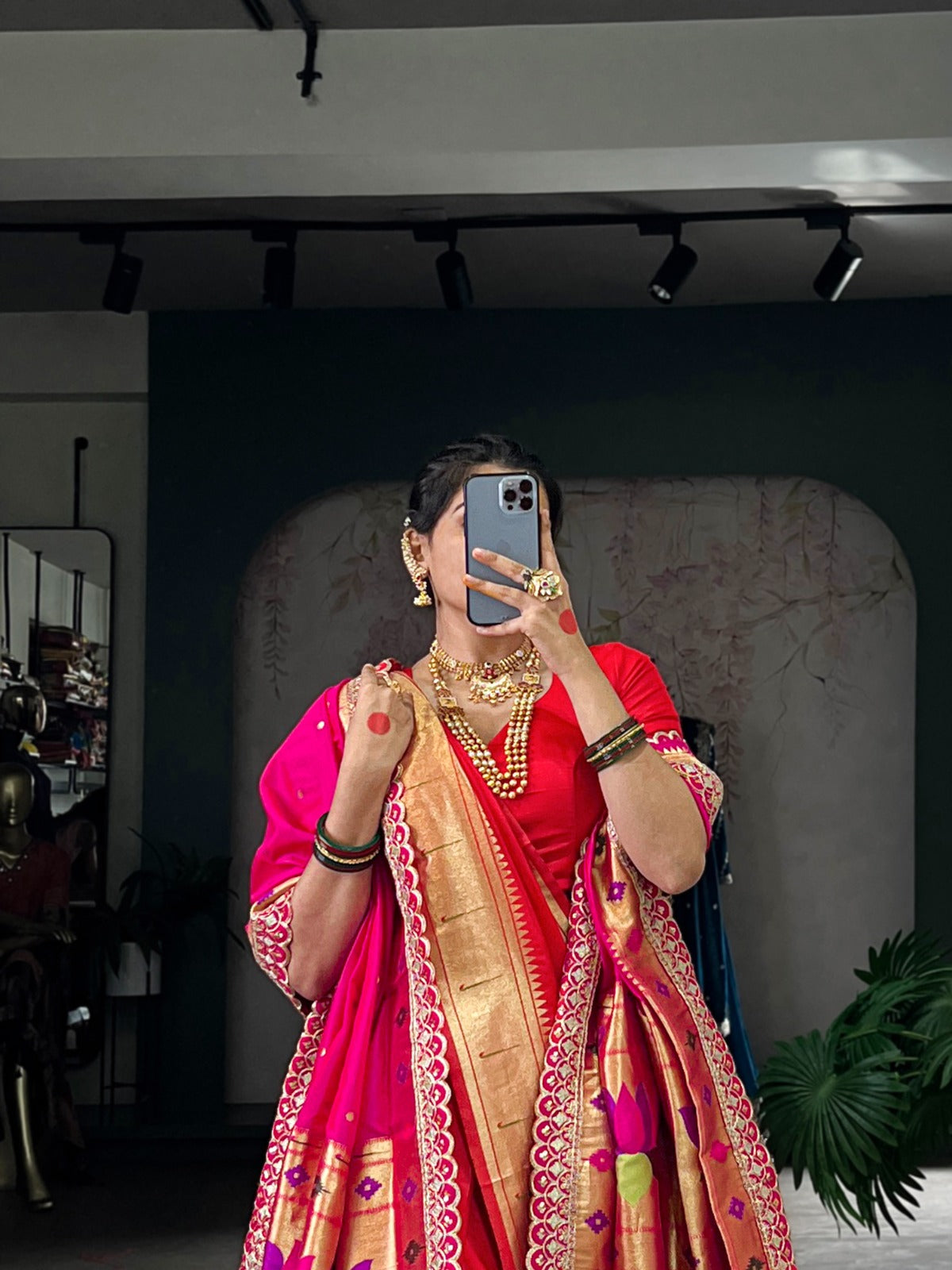 Vintage Unique style Paithani zari saree with dupatta