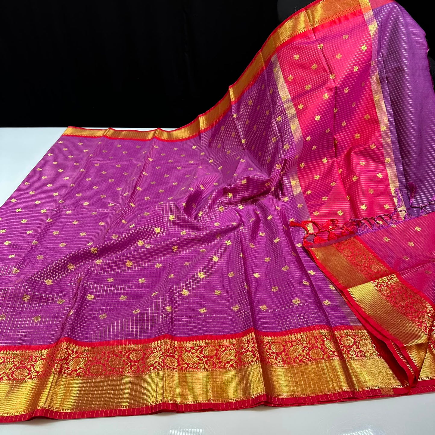 Vintage soft premium weaving trending saree